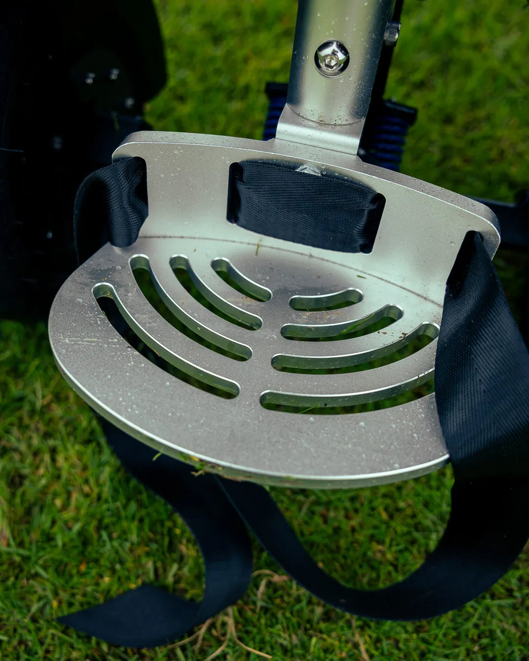 The PBE Hybrid - Dual Mode Electric Golf Buggy